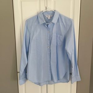Old Navy shirt, size M, never worn